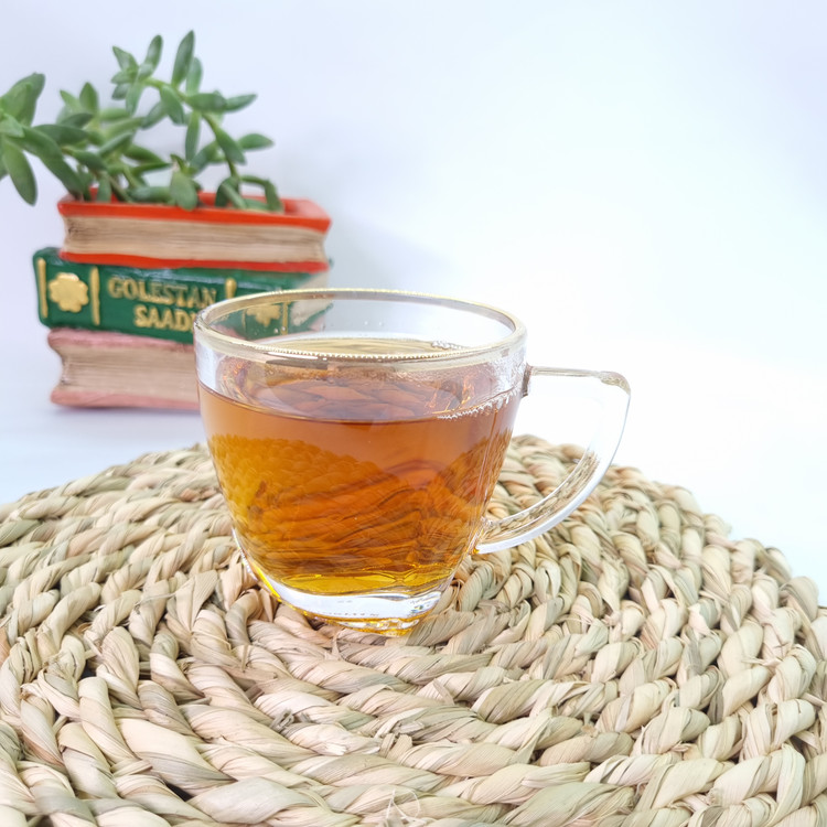 فنجان لب طلایی بلینک مکس طرح ونا