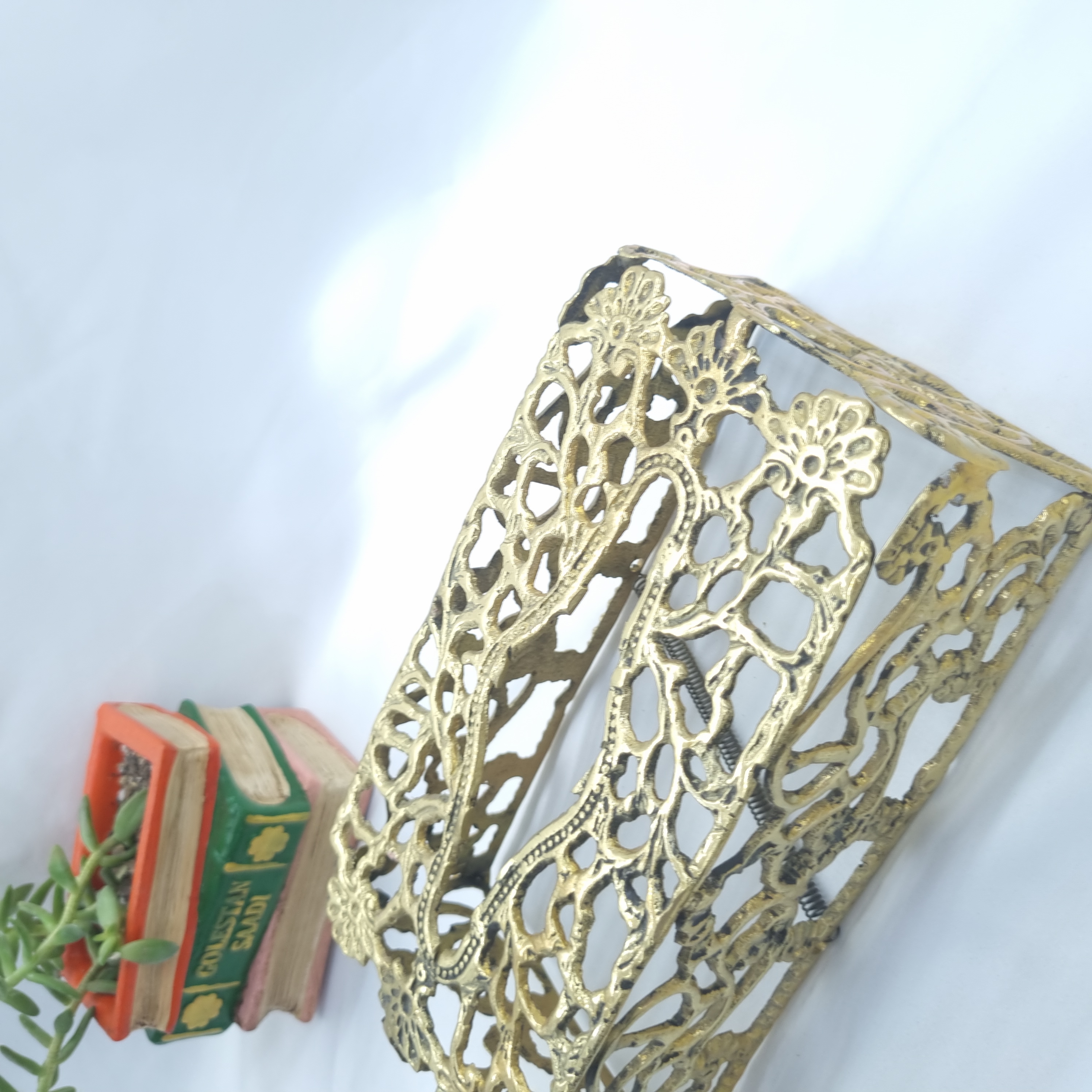 جا دستمالی برنز